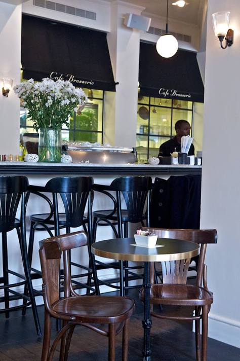 401779_591553057552017_1570248523_n