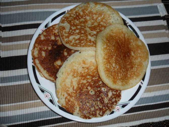 298808_288793057816453_1176014151_n