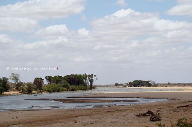 319001_4951709590993_253466119_n