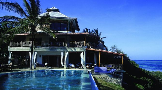 003037-01-cliff-villa-with-pool