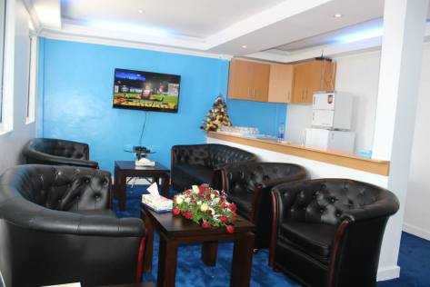 995551_253218801494402_229245067_n